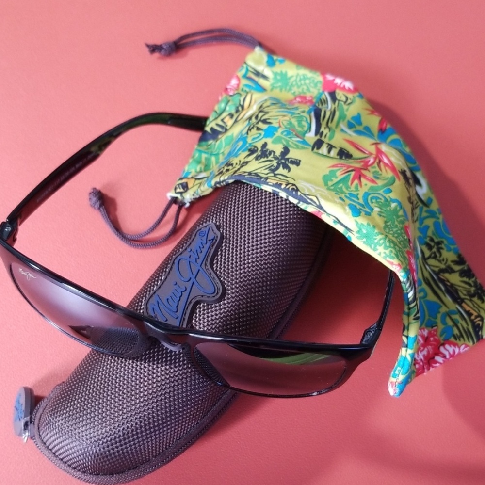 Gently worn Maui Jim sunglasses!